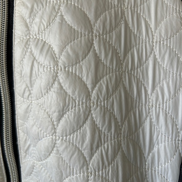 Sunice Lightweight Performance Hooded Jacket- Golf - Picture 4 of 6